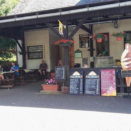 Pension U Loupezaku Hotell Jetřichovice Exteriör bild
