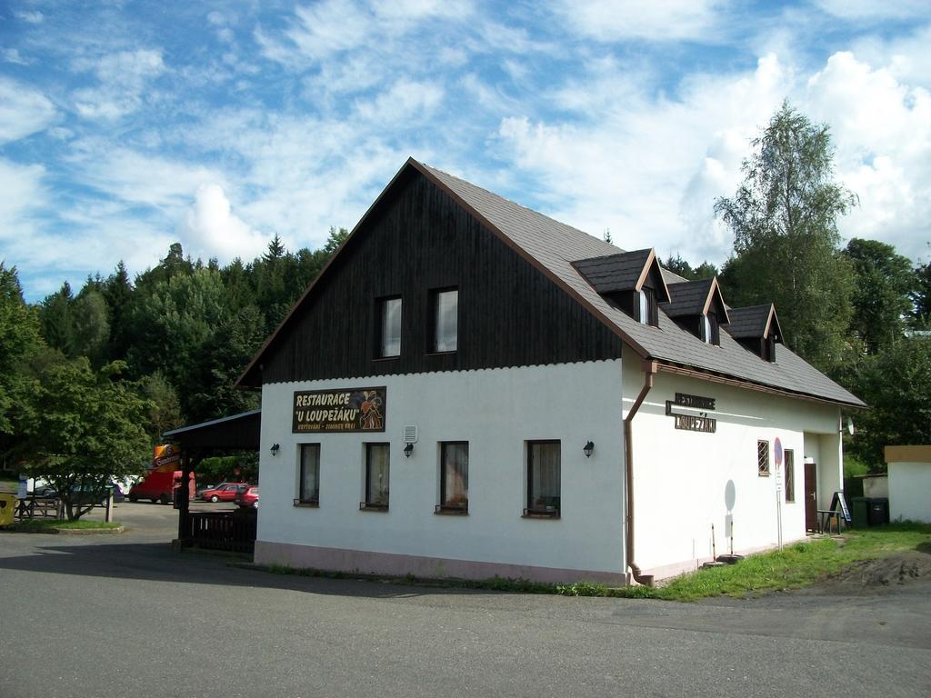 Pension U Loupezaku Hotell Jetřichovice Exteriör bild