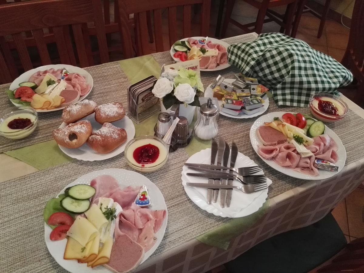 Pension U Loupezaku Hotell Jetřichovice Exteriör bild